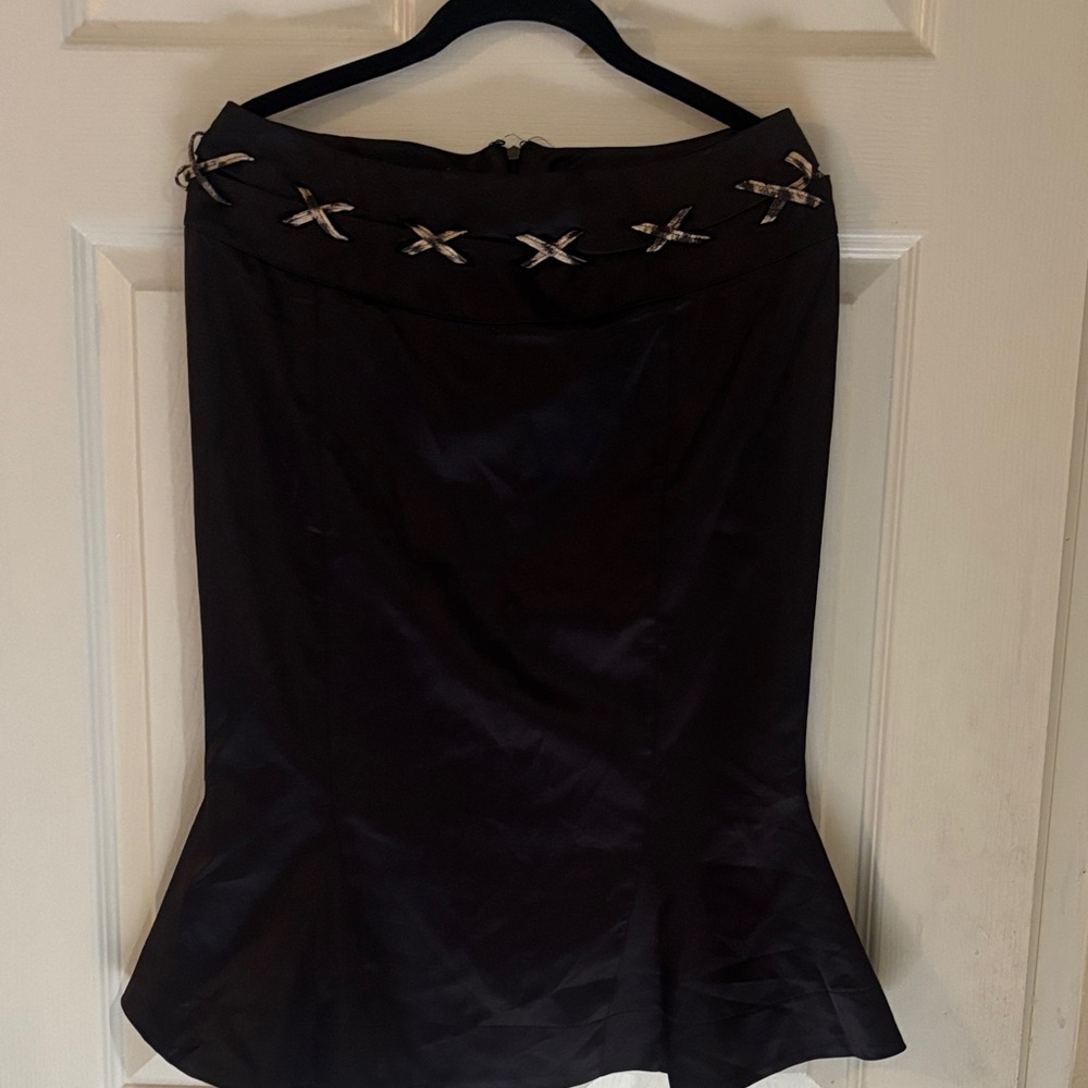 Just Cavalli Black Pencil Skirt with size 40 made Italy